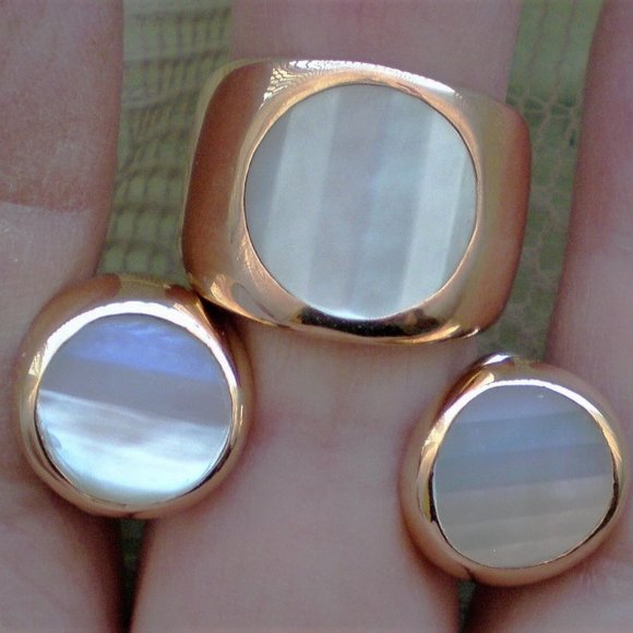 Designer 18K 750 Rose Pink Gold Carved Mother Of Pearl Omega Back Earrings 10.8g - Picture 3 of 12